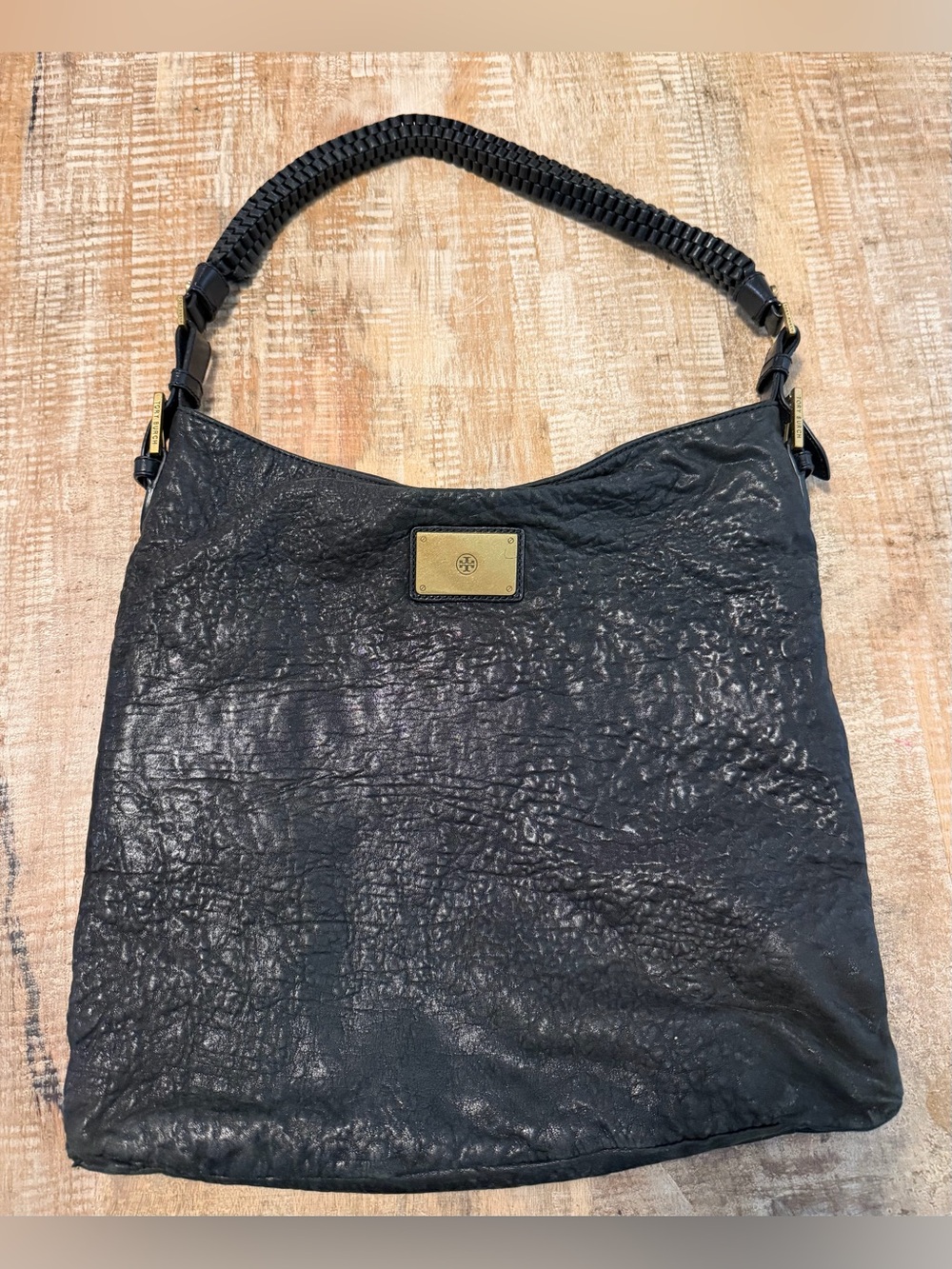 Black Tory Burch shoulder bag. size 14x14